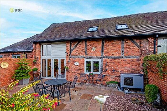3 Bedroom Barn Conversion For Sale In Peddimore Hall Farm, Peddimore Farm Lane, Minworth, Sutton Coldfield, B76