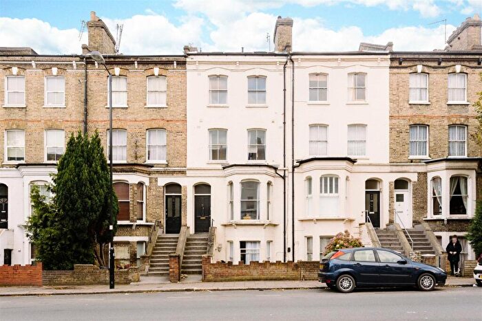 2 Bedroom Maisonette To Rent In Fonthill Road, Finsbury Park, N4