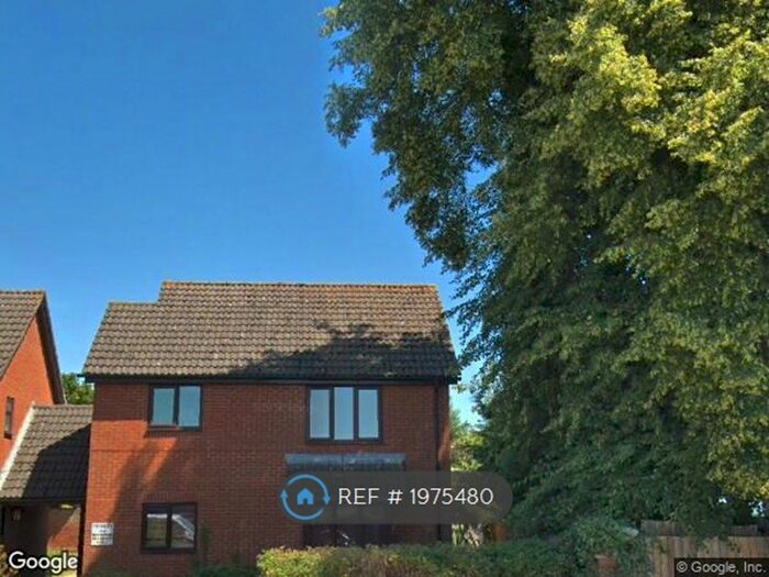 1 Bedroom Maisonette To Rent In South View Gardens, Newbury, RG14