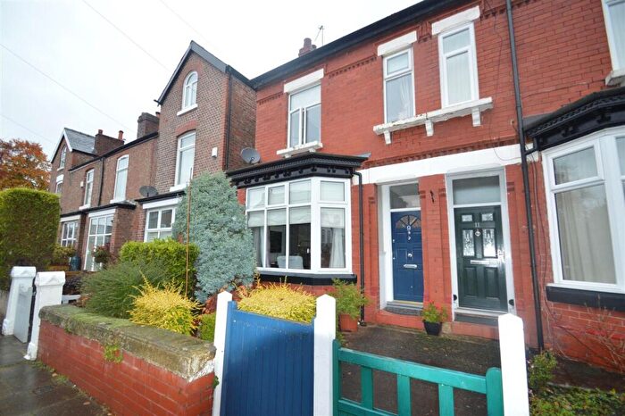 2 Bedroom End Of Terrace House To Rent In Alice Street, Sale, M33
