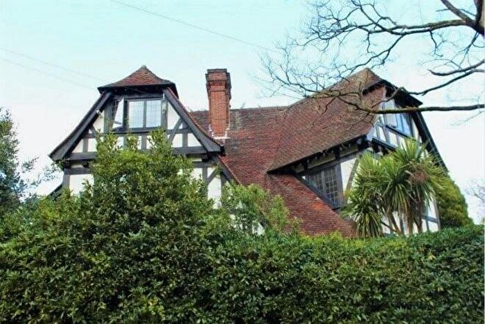 Studio To Rent In Alumdale Road, Bournemouth, BH4