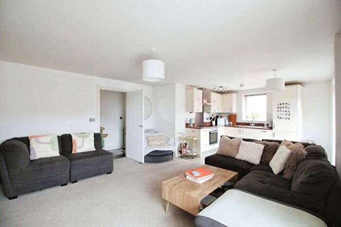 2 Bedroom Apartment To Rent In Handbridge Square, Chester, CH1