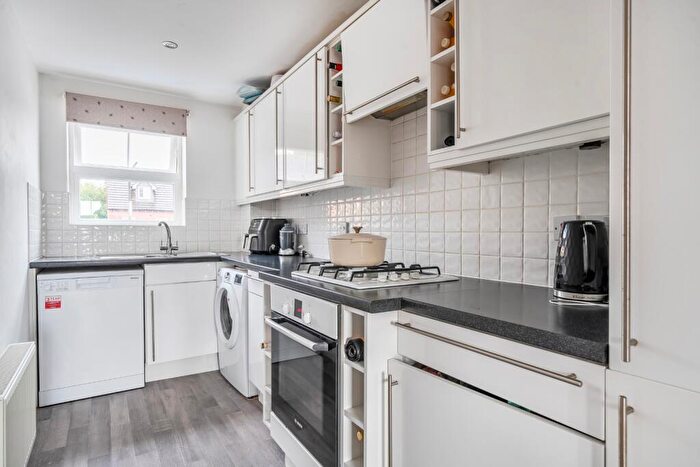 2 Bedroom Flat For Sale In Archer Court, Kemsley, Sittingbourne, Kent, ME10