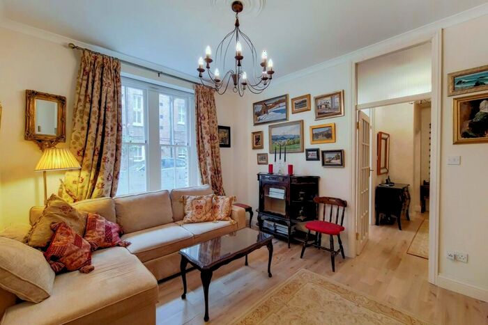 1 Bedroom Flat To Rent In The Terrace, Barnes, London, SW13