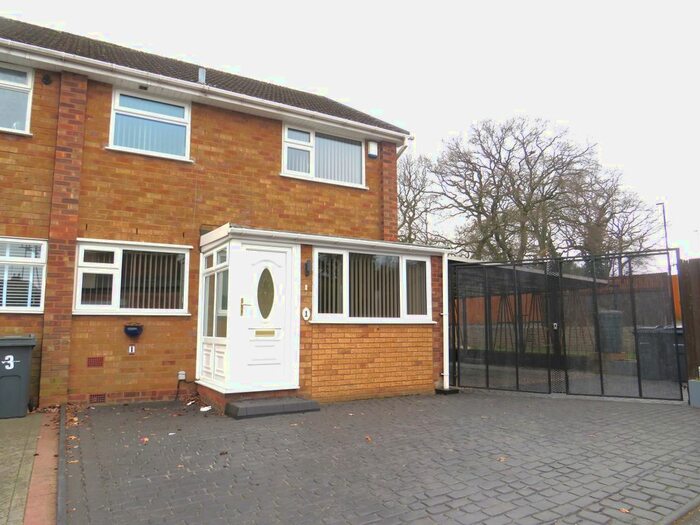 3 Bedroom Semi-Detached House To Rent In Charlecote Drive, Erdington, Birmingham, B23