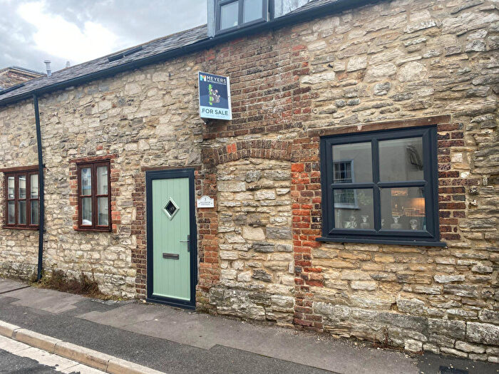 2 Bedroom Terraced House For Sale In London Road, Dorchester, DT1