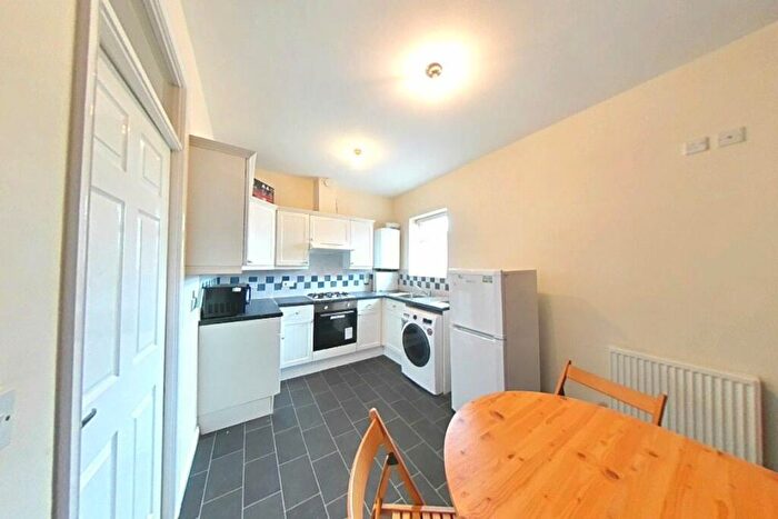 2 Bedroom Flat To Rent In Havelock Street, Loughborougjh - Inc Bills Option, LE11