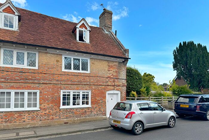 2 Bedroom Cottage For Sale In High Street, Beaulieu, Hampshire, SO42