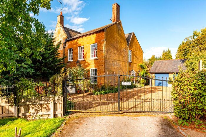 5 Bedroom House For Sale In Brook Lane, Dallington, Northamptonshire, NN5