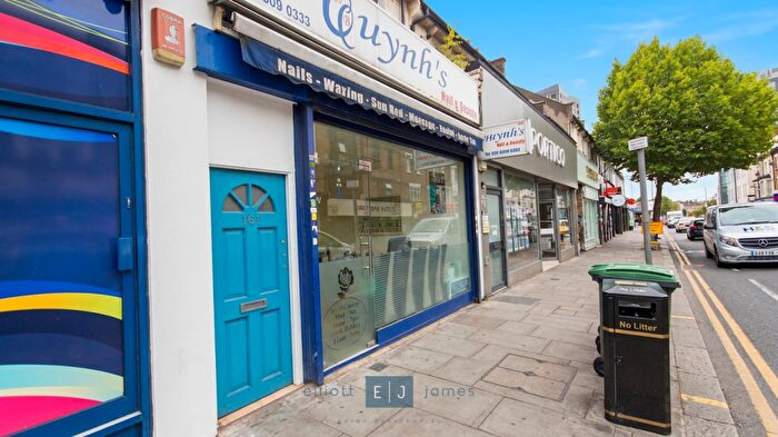 1 Bedroom Apartment To Rent In Hoe Street, Walthamstow, E17