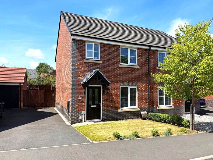 3 Bedroom Semi Detached House To Rent In Holland Drive, Shrewsbury, Shropshire, SY2