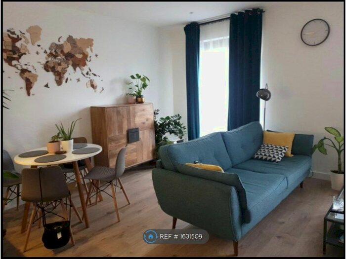 1 Bedroom Flat To Rent In Galley House, London, E16