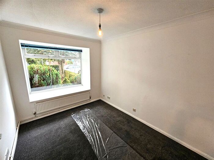 3 Bedroom Terraced House For Sale In Rushmead Close, Canterbury, CT2