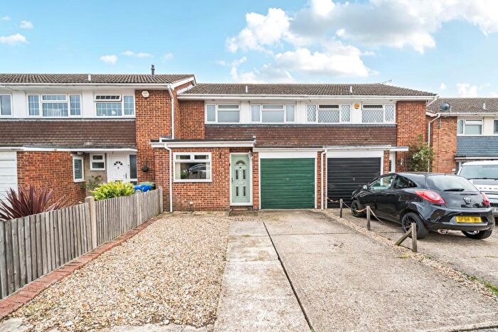 3 Bedroom Terraced House For Sale In Clive Road, Sittingbourne, Kent, ME10