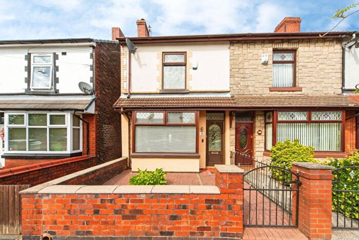 3 Bedroom End Terrace House For Sale In Forest Road, St. Helens, Merseyside, WA9