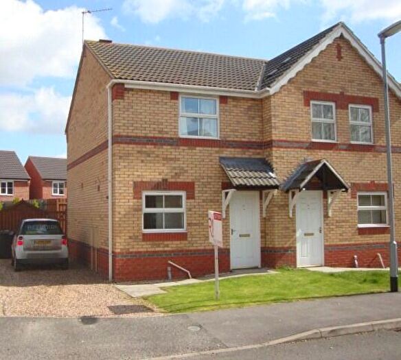 2 Bedroom Semi-Detached House To Rent In Fox Covert, South Hykeham, LN6
