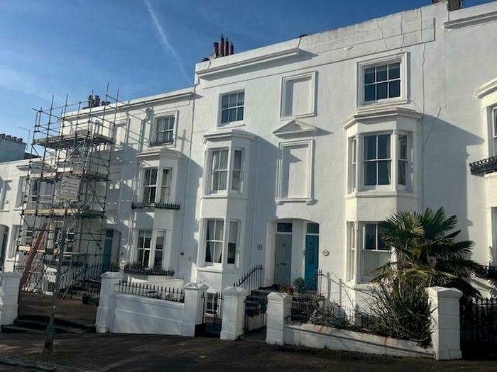 1 Bedroom Flat To Rent In Clifton Terrace, Brighton, BN1