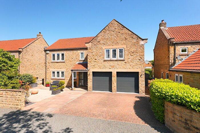 4 Bedroom Detached House For Sale In The Gables, Knaresborough, HG5