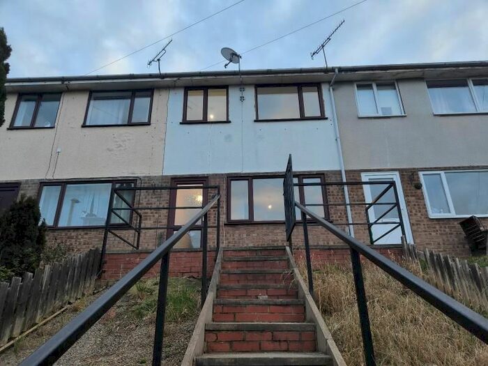 3 Bedroom Terraced House To Rent In Mill Lane, Hanging Heaton, Batley, WF17