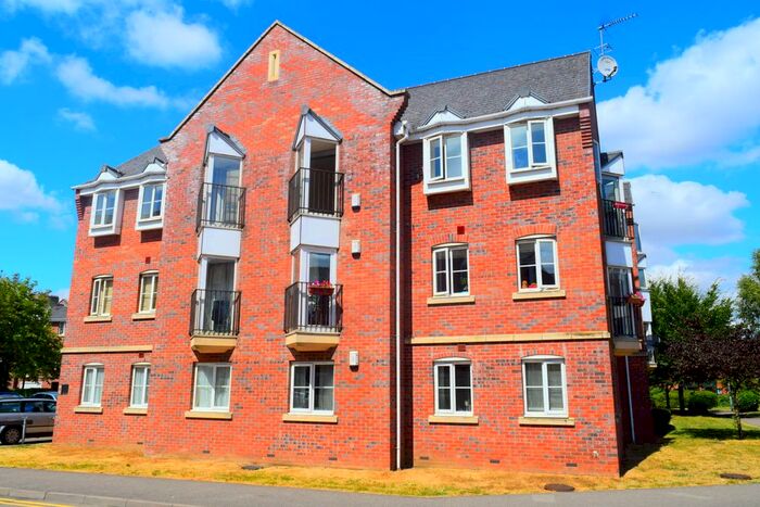 2 Bedroom Flat To Rent In Flat Henry Bird Way, Southbridge, Northampton, NN4