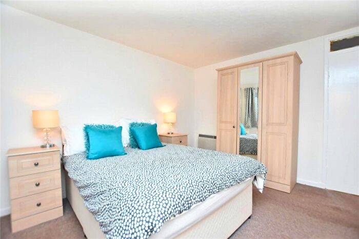 3 Bedroom Terraced House For Sale In Ettrick Terrace, Johnstone, Renfrewshire, PA5