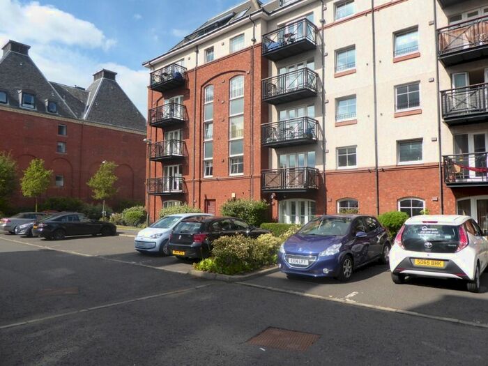 2 Bedroom Flat To Rent In Appin Street, Slateford, Edinburgh, EH14