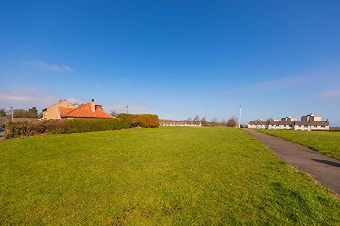 2 Bedroom Detached Villa For Sale In Moredun Park Gardens, Edinburgh, EH17