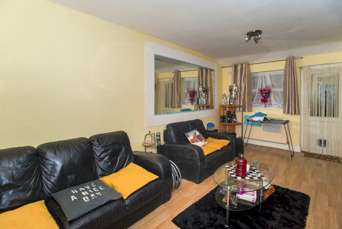 1 Bedroom Flat To Rent In Ham Park Road Stratford, E15