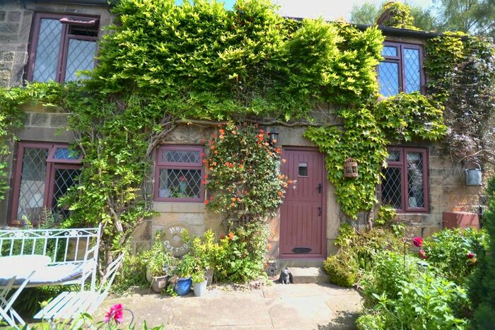 2 Bedroom Cottage For Sale In Gorsey Bank, Wirksworth, Matlock, DE4