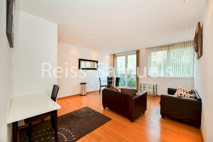 1 Bedroom Apartment To Rent In Helion Court, Westferry Road, London, E14