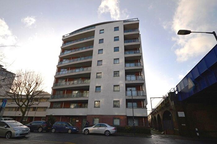 2 Bedroom Flat To Rent In Arta House, Devonport Street, E1