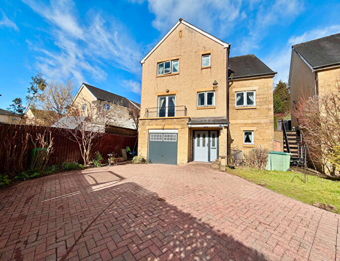 3 Bedroom Town House For Sale In Vale Of Bonny View, Bonnybridge, FK4