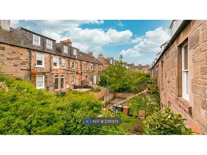 2 Bedroom Flat To Rent In Edinburgh, Edinburgh, EH11