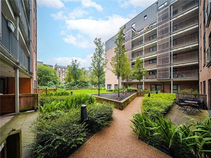 2 Bedroom Apartment To Rent In Shrubhill Walk, Edinburgh, Midlothian, EH7