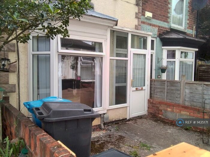2 Bedroom Terraced House To Rent In Ash Grove, Hull, HU5