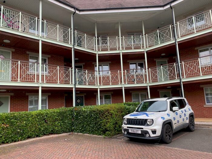 2 Bedroom Apartment To Rent In Coach House Court, Loughborough, LE11