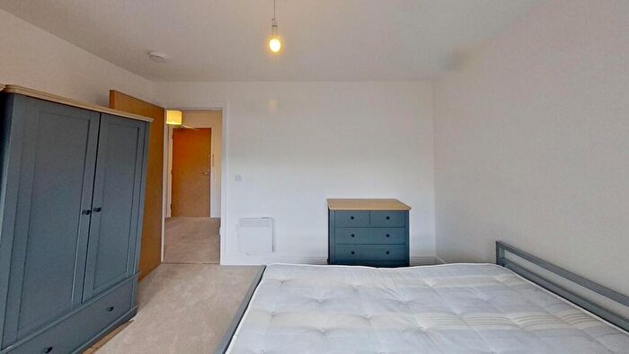 1 Bedroom Flat To Rent In Elfin Square, Edinburgh, EH11