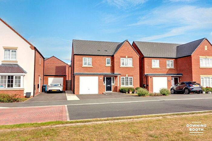 4 Bedroom Detached House For Sale In Allen Way, Fradley, Lichfield, WS13