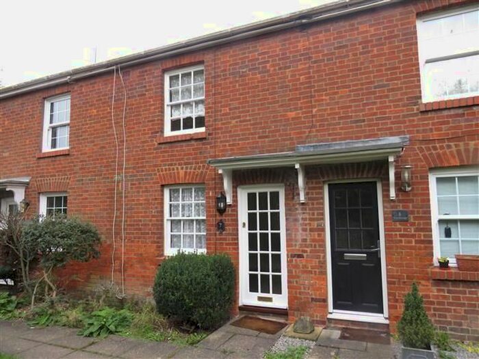 2 Bedroom Property To Rent In West Passage, Tring HP23