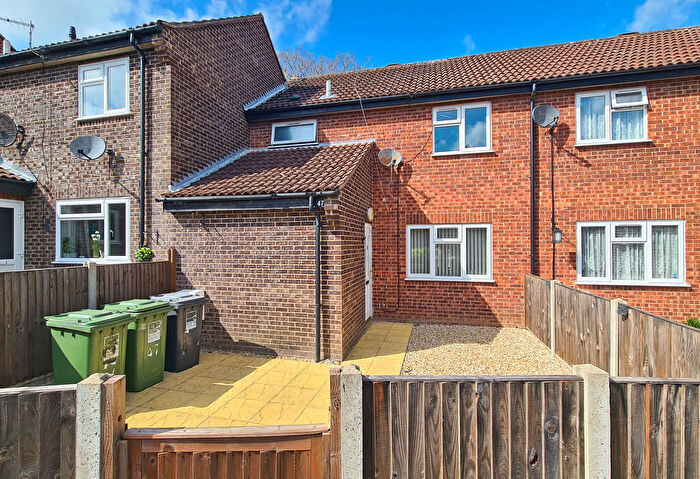 3 Bedroom Terraced House For Sale In Harmer Close, North Walsham, NR28