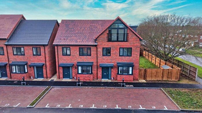 3 Bedroom Semi-Detached House For Sale In Eighth Avenue, Francis Avenue, Aylesbury, HP21