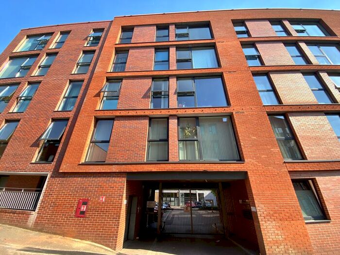 2 Bedroom Apartment To Rent In Tenby Street North, Birmingham, B1