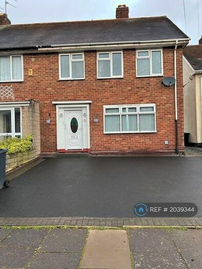 3 Bedroom End Of Terrace House To Rent In Outmore Road, Birmingham, B33