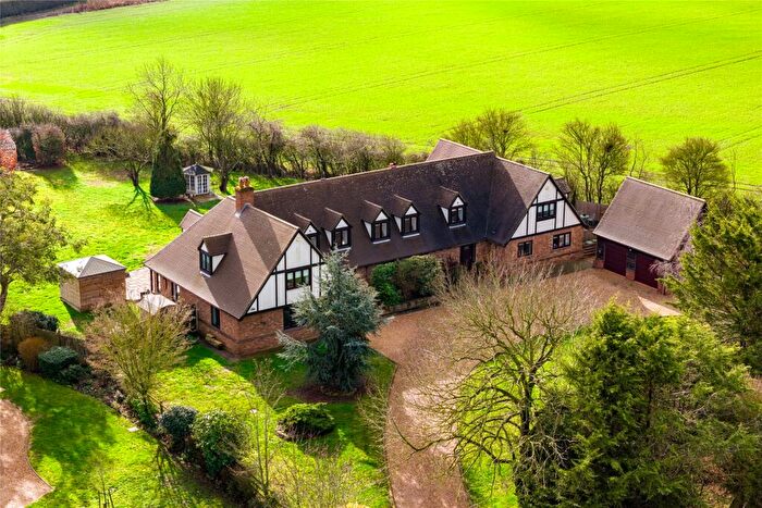 5 Bedroom Detached House For Sale In Wootton Green, Wootton, Bedfordshire, MK43