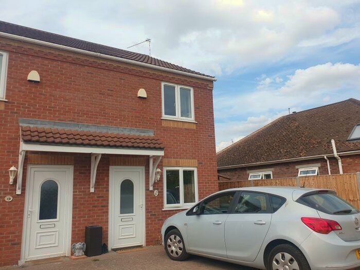 2 Bedroom Semi-Detached House To Rent In Crofters Close, King's Lynn, PE30