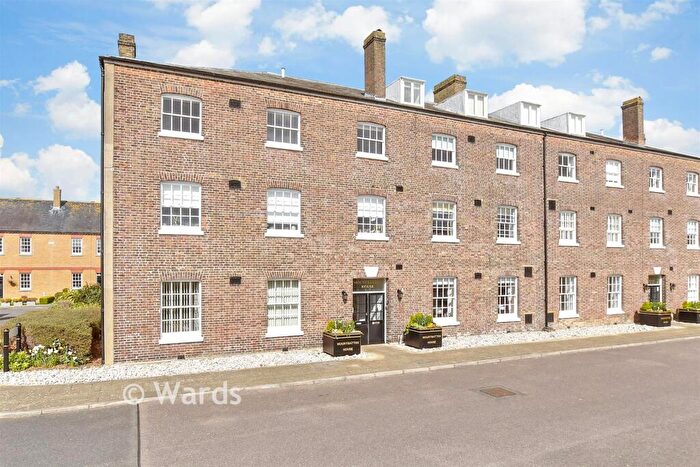 2 Bedroom Flat For Sale In Halliday Drive, Deal, Kent, CT14