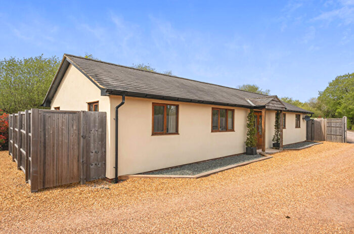 3 Bedroom Barn Conversion For Sale In Willow Drive, Soberton, Hampshire, SO32