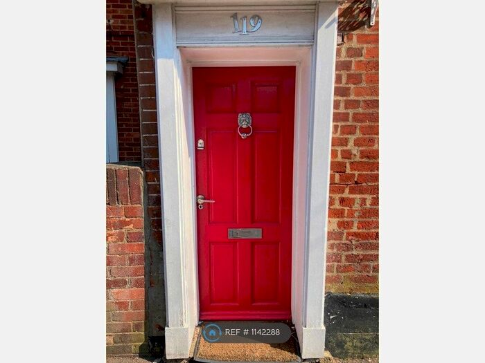 3 Bedroom Semi-Detached House To Rent In Gigant Street, Salisbury, SP1