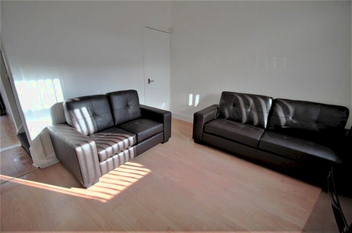 3 Bedroom Terraced House To Rent In Monks Road, Coventry, CV1