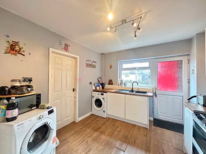 3 Bedroom Terraced House For Sale In Byron Close, Knottingley, WF11